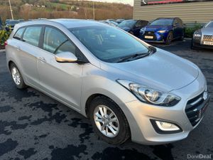 2015 (152) Hyundai I30 SE Nav BDrive 1.6 CRDI Esta - Image 2