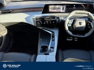 Peugeot 3008 GT Hybrid Auto - Image 4