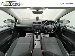 Volkswagen Golf 1.2 TSI Automatic, Reversing camer - Image 2