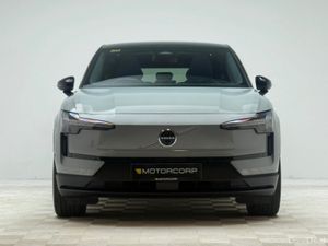 Volvo EX30 ULTRA 69KWH *PAN ROOF* - Image 2
