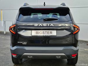 Dacia Bigster Journey 1.8 HEV 155HP - Image 4
