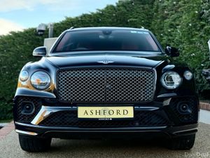 Bentley Bentayga V6 First Edition Hybrid - Image 2