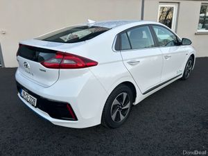 191 Hyundai IONIQ 1.6 GDI Premium Hybrid Auto - Image 4