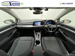 Volkswagen Golf 1.0 ETSI Automatic - Image 2