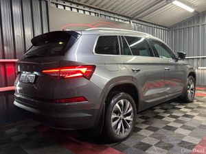 2022 Skoda Kodiaq 2.0 TDI 150HP DSG Ambition 7 Sea - Image 3