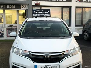 2019 Honda Fit 1.5 Petrol Hybrid,,Automatic, - Image 2