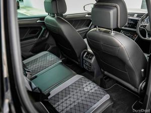 Volkswagen Tiguan R-LINE TSI DSG - Image 4