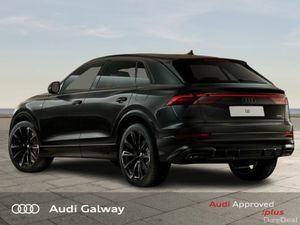 Audi Q8 COMPETITION PACK TFSI E-QUATTRO - Image 3