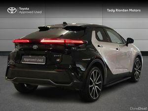 Toyota C-HR PHEV GR Sport PREMIERE - Image 2