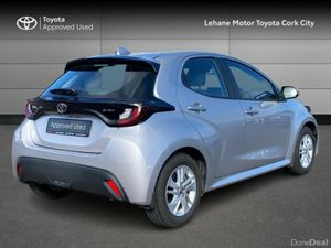 Toyota Yaris Yaris Hybrid 115 Luna - Image 2