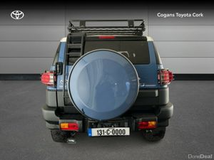 Toyota Land Cruiser FJ V6 - Image 4