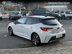 Toyota Corolla HB LUNA SPORT *** DEMO SALE *** BIG - Image 2