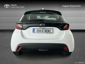 Toyota Yaris Hybrid Luna - Image 4