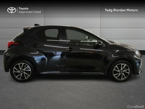 Toyota Yaris 1.5 HYBRID L/SPORT - Image 3