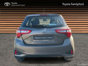 Toyota Yaris 1.0 5DR LUNA // REAR CAMERA // BLUETO - Image 4