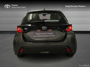 Toyota Yaris 1.0 LUNA - Image 4