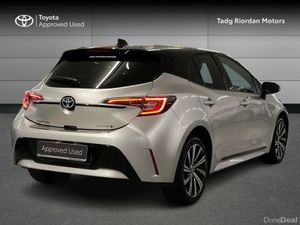 Toyota Corolla HYBRID L/SPORT HB - Image 2