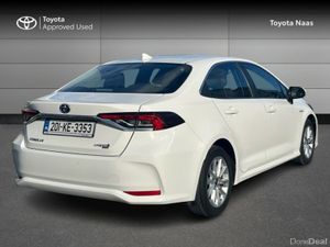 Toyota Corolla 1.8 HYBRID SALOON - Image 2