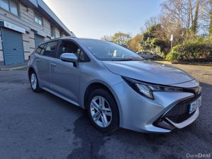 TOYOTA COROLLA / 2022 / IRISH CAR / HYBRID / AUTO - Image 3