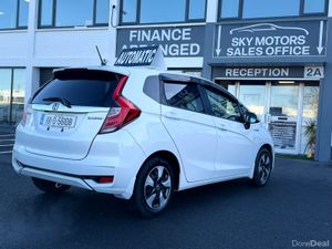 2019 Honda FIT 1.5 Hybrid automatic,Leather Specs - Image 4