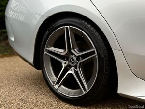 Mercedes-Benz CLS AMG 300D Low Km high spec - Image 4
