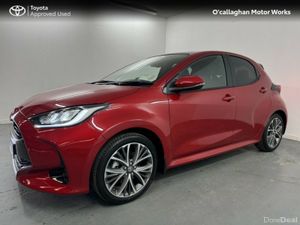 Toyota Yaris YARIS HYBRID PLATINUM - Image 2