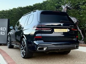BMW X7 40D 7 SEATER FULL SPEC - Image 4