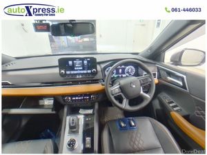 Mitsubishi Outlander PHEV 4WD P – LUXURY 7-SEATER - Image 2