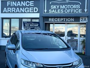 2019 Honda FIT 1.5 Hybrid automatic,Leather Specs - Image 3