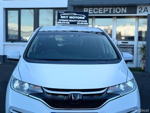 2019 Honda JAZZ/Fit 1.5 Petrol Hybrid ,Automatic - Image 2