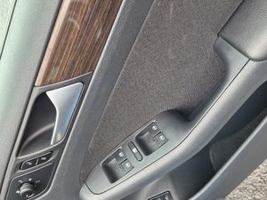 2017 Volkswagen Jetta  CL 2.0 TDI - Image 4