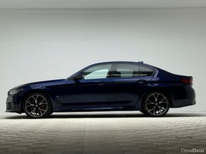 BMW 5-Series 520D M SPORT PRO *HUGE SPEC* - Image 4