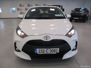 Toyota Yaris 1.0 LUNA 5 DR 2023 - Image 4