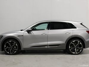 Audi e-tron 50 Quattro 2020 - Image 4