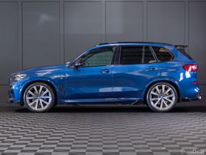 2020 BMW X5 X-Drive 40i M-Sport *Pan Roof - Image 3