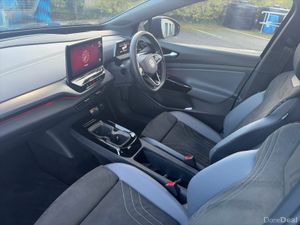 Volkswagen ID.5 TECH 77kWh 174HP - Image 3