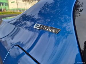 BMW 330E M SPORT, HEAD UP DISPLAY - Image 3