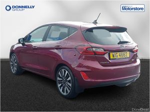 Ford Fiesta Hatchback Titanium Vignale - Image 3