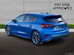 Ford Focus Hatchback ST-Line X - Image 2