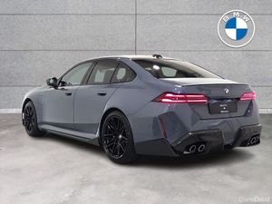 BMW M5 M5 Saloon - Image 2