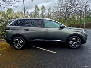 2017 PEUGEOT 5008 1.5D ALLURE 7 SEATER - Image 4
