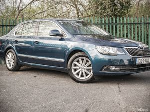 2013 Skoda Superb Elegance GL 1.6TDI *Very Low KM* - Image 4
