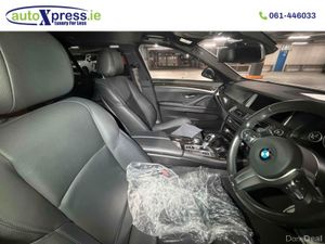 BMW 5-Series 523D M-SPORT Automatic, Reversing cam - Image 2