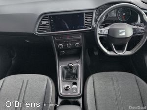 SEAT Ateca SE + 1.0 TSI 110 BHP 5DR *PRISTINE CAR - Image 2