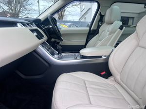 2017 RANGE ROVER SPORT HSE 2.0D AUTO - Image 4