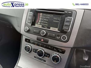 Volkswagen Passat 2.0 TDI Executive BMT 140BHP 4DR - Image 4