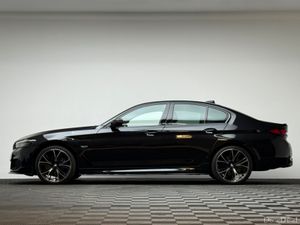 BMW 5-Series 530E M SPORT - Image 4
