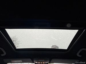 Mercedes-Benz EQC AMG PREMIUM 400 21" WHEELS SUNRO - Image 3