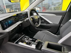 Opel Astra 5 DR HATCH-SC-1.5 130PS - Image 3