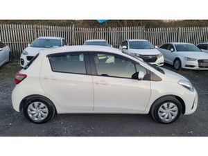 Toyota Vitz /Yaris 1.0 Petrol - Automatic - Low Mi - Image 4